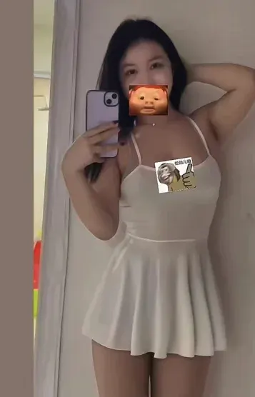 エミリ(Best)の公式プロフィール写真
