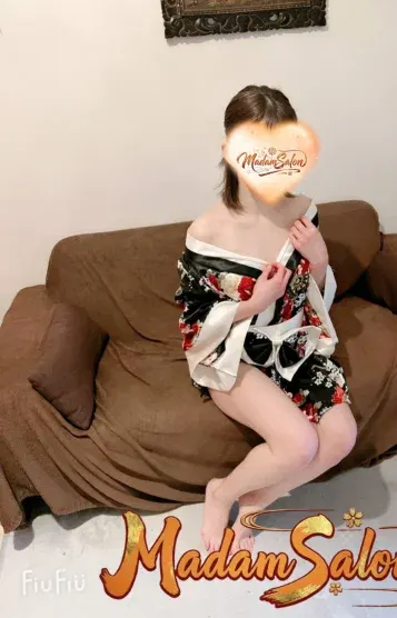 西澤(Madam Salon)の公式プロフィール写真