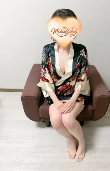 安倍(Madam Salon)の公式プロフィール写真