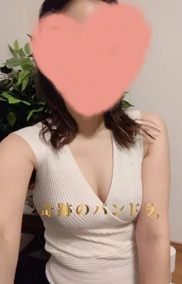 新人まどか(奇跡のパンドラ)の公式プロフィール写真