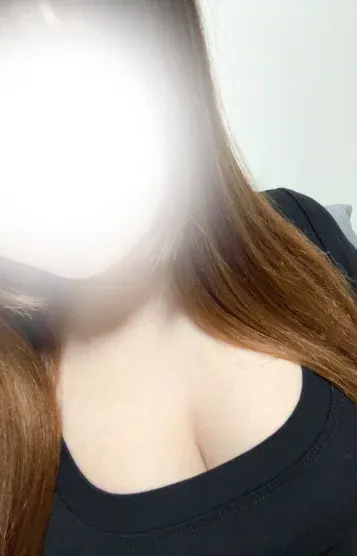 すずね(Betty -ベティ-)の公式プロフィール写真