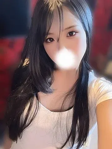 Yuina(Suite Class(スイートクラス))の公式プロフィール写真