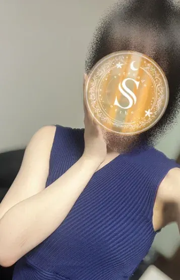 坂井みいな(Serenade(セレナーデ))の公式プロフィール写真