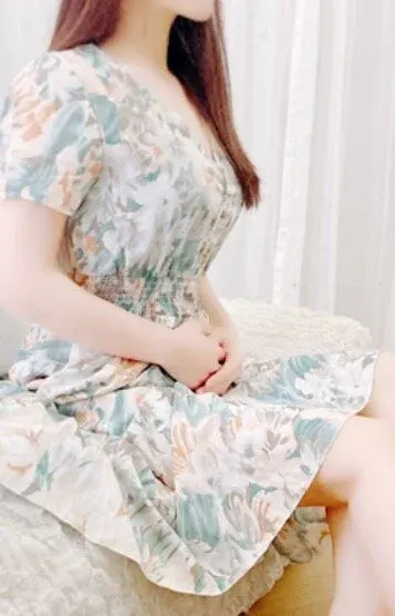綾見❤️美し透明感(ミセスの部屋)の公式プロフィール写真