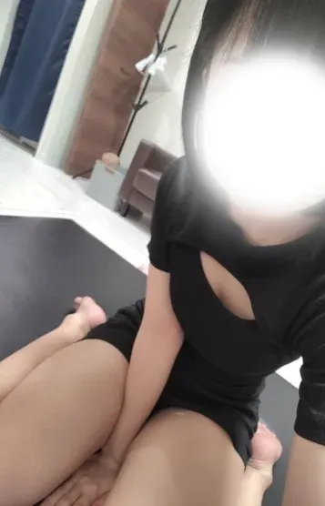 酒井すず(ミセスコレクション)の公式プロフィール写真