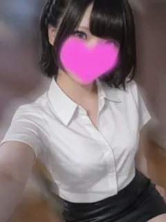 小川 ひなの