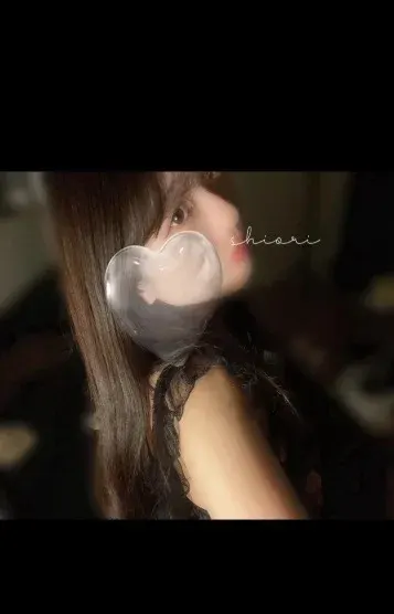 しおり(AROMA VIXEN)の公式プロフィール写真
