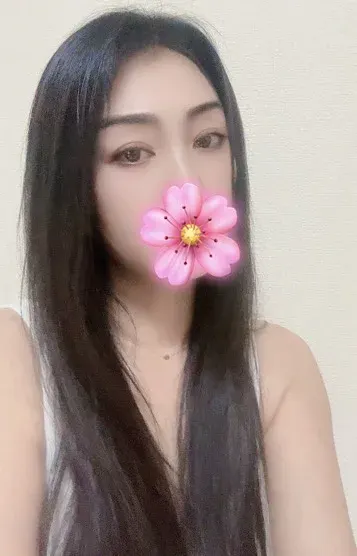 リリ(クレステージ)の公式プロフィール写真