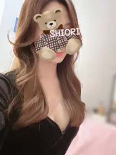 日高しおり