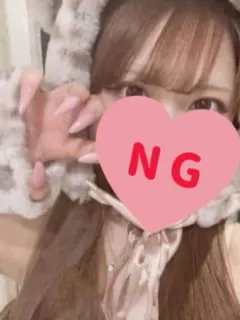 新人モモ