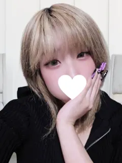 ゆりな