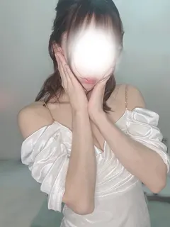 せりな