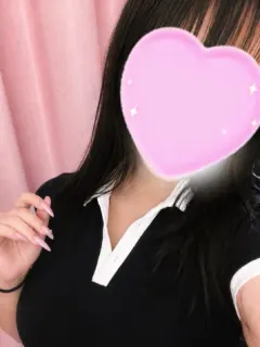 新人ゆいな
