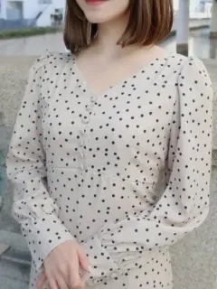 泉 せな