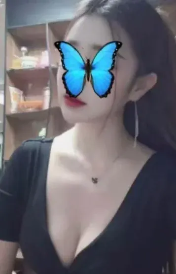 かおり(心晴)の公式プロフィール写真
