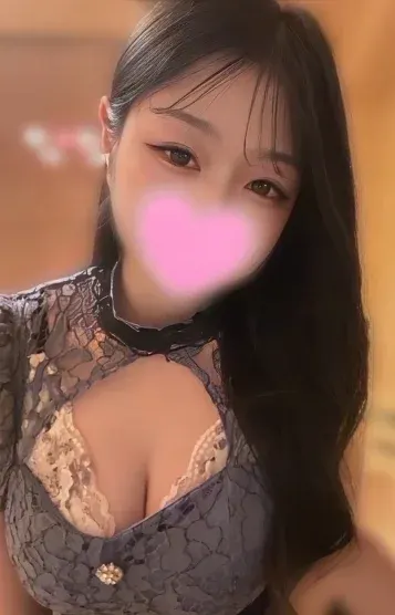 せりな(DEEP LUX(ディープリュクス))の公式プロフィール写真