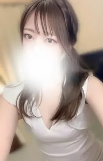 えりな(QQ〜クインズ越谷〜)の公式プロフィール写真