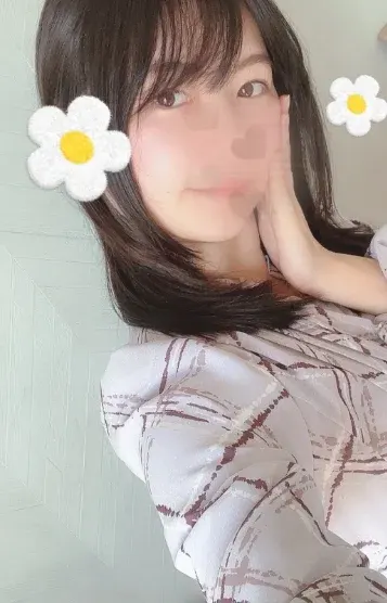 愛須かのん(BLACK SWAN)の公式プロフィール写真