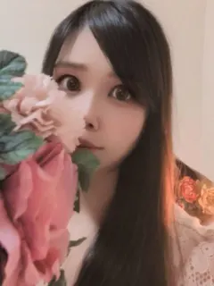 愛瀬みれい