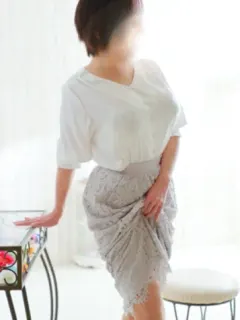 桃瀬（熟女の吐息 溝の口店）