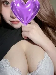 えみり