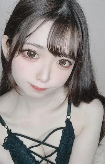 りさ(イコールラブ♡)の公式プロフィール写真