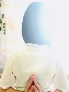 菊名佐 柚縁（シャクティ（リラクゼーション・カルサイネイザン））