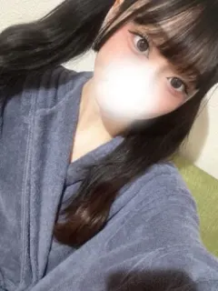 斑目 りあ（金沢メンズエステ ぬくもり）