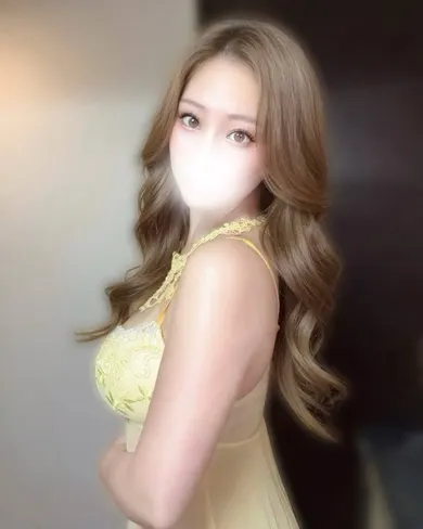 セラピスト 高梨れいら(LUXERIA -リュクセリア-)の公式プロフィール写真