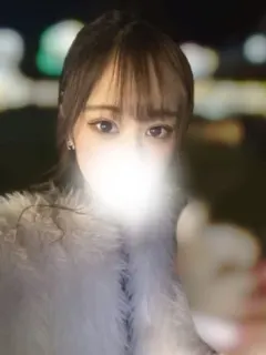 乙葉くるみ